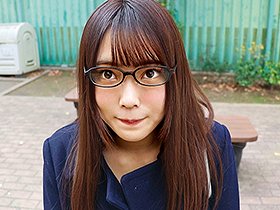 全身性感帯のムチムチ地味っ子メガネ女子 絶叫エビ反りイキ狂い サンプル動画サムネイル